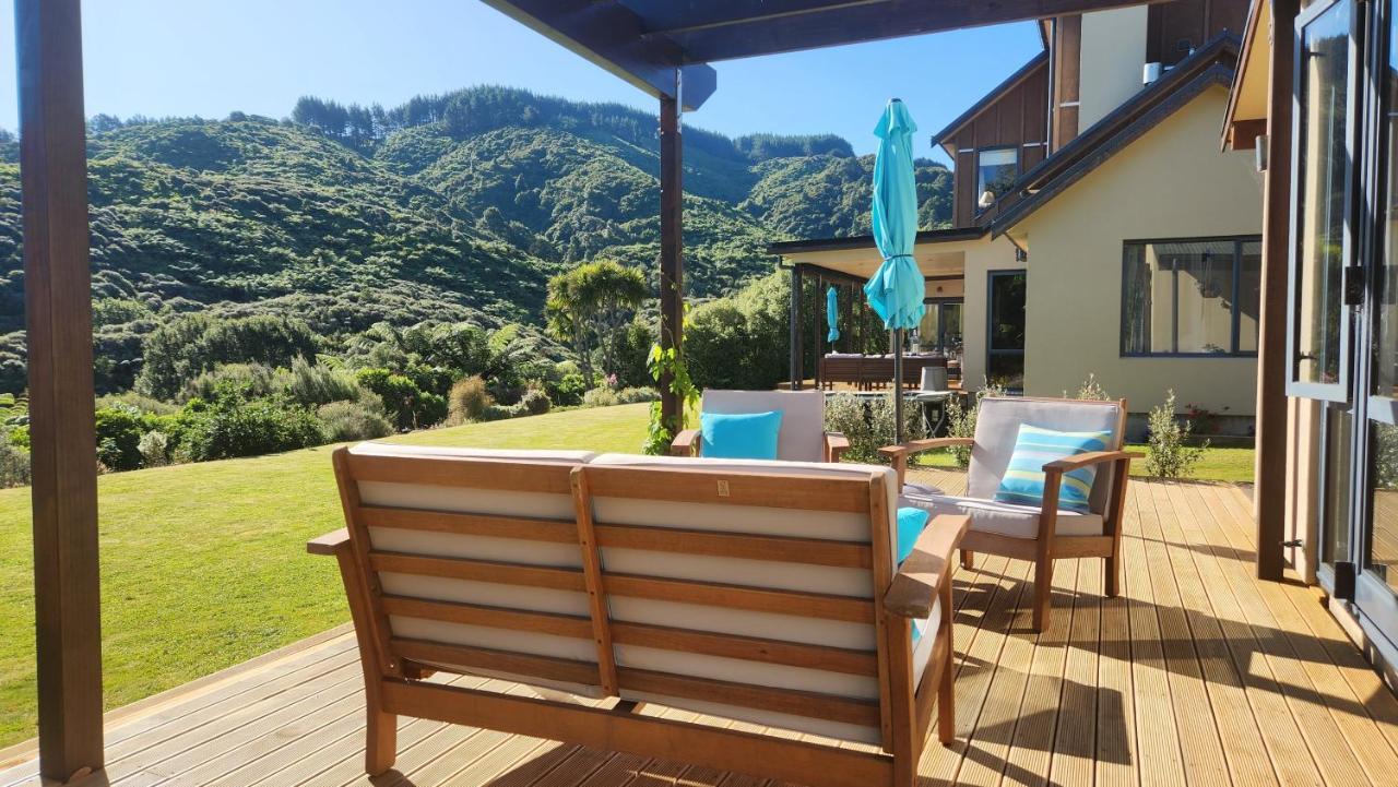 Boutique Art Retreat Hotell Upper Hutt Eksteriør bilde
